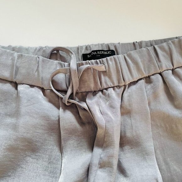 NWT Banana Repubilc Pant Trouser Metallic Satin Soft Pull On Drawstring Small - Picture 3 of 9